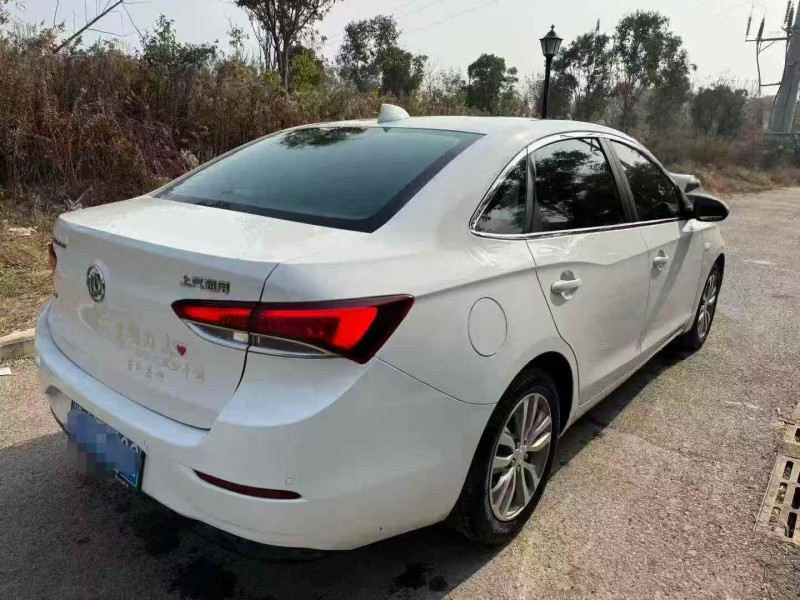 宜昌20年别克英朗6