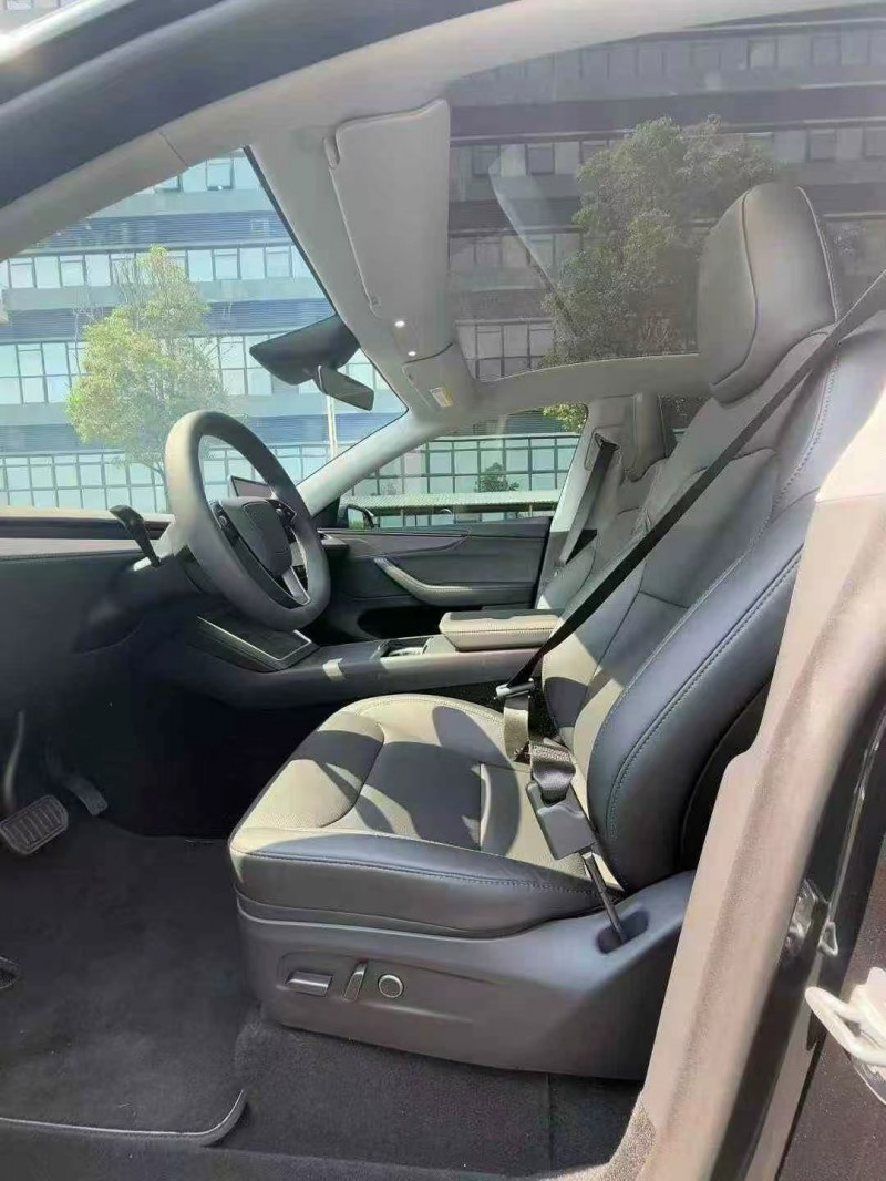 东莞25年特斯拉MODEL Y4