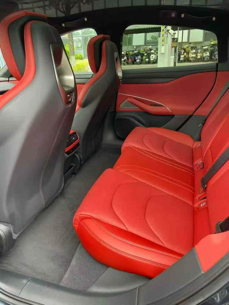 东莞25年小米SU76