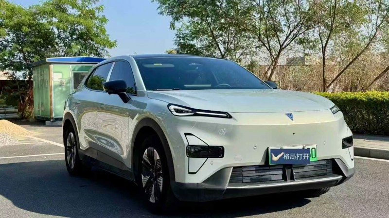 东莞25年长安汽车深蓝2