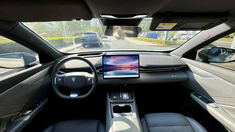 东莞25年长安汽车深蓝4