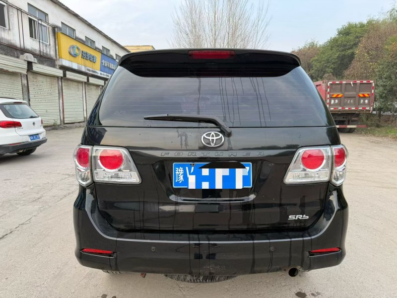 许昌18年丰田奔跑者9