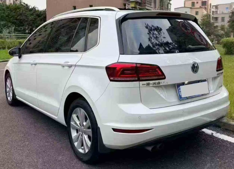 深圳18年大众高尔夫8