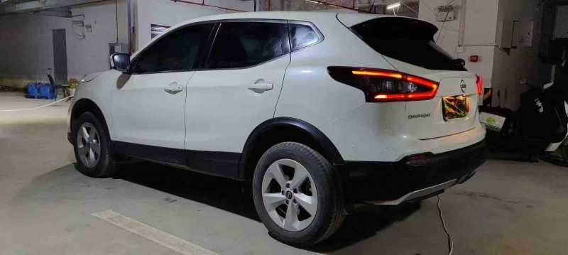 昭通24年日产逍客7