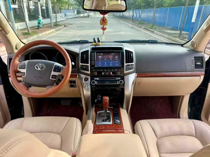 梧州13年丰田兰德酷路泽6