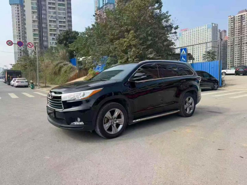 桂林17年丰田汉兰达2