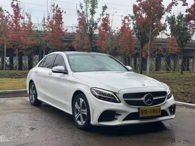 青岛20年奔驰C2