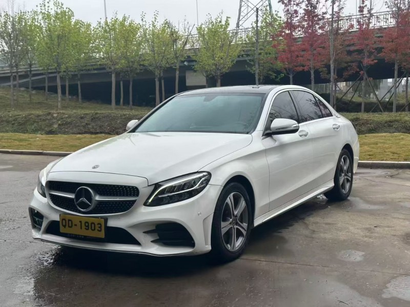 青岛20年奔驰C3