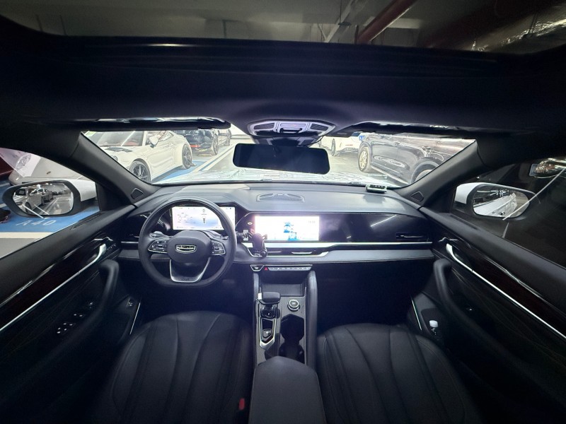 深圳24年吉利星越7