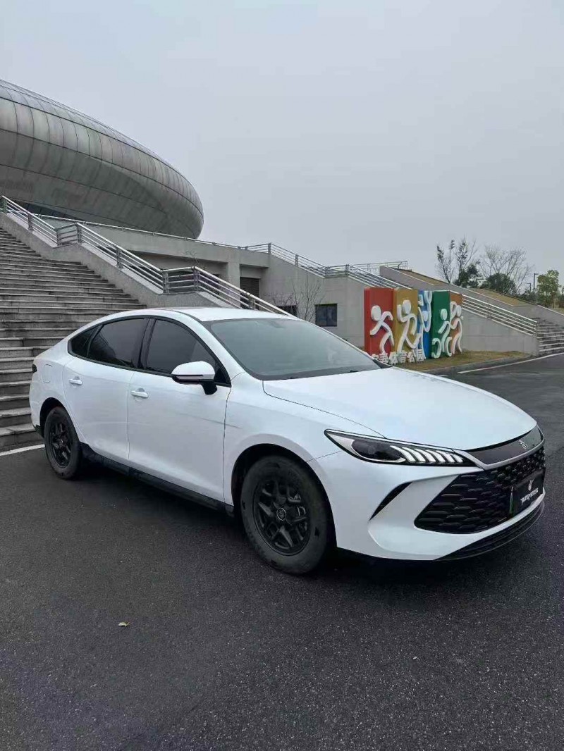 赣州25年比亚迪秦3