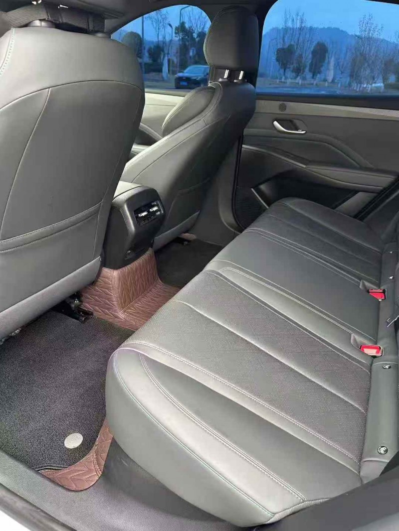 赣州25年比亚迪秦4