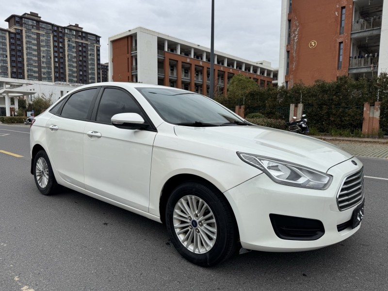 盐城18年福特福睿斯2