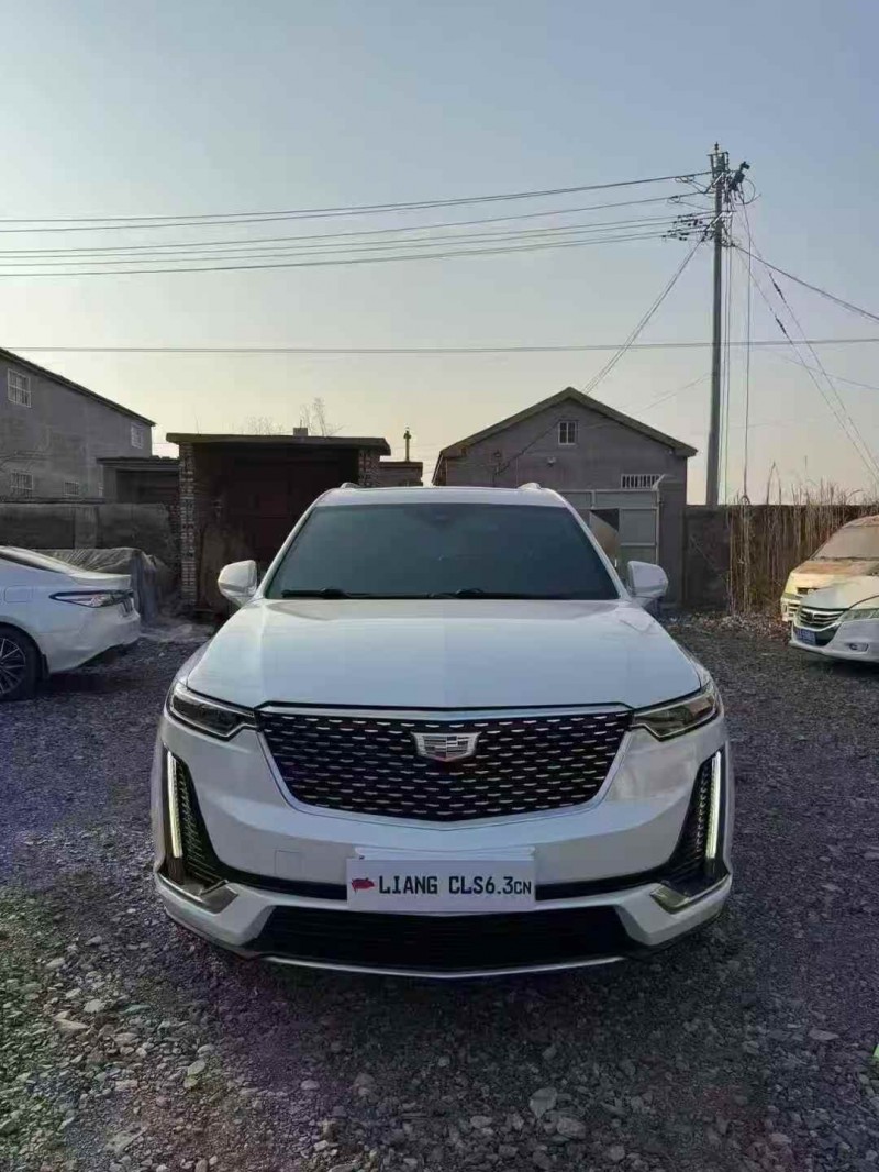 枣庄20年凯迪拉克XT61