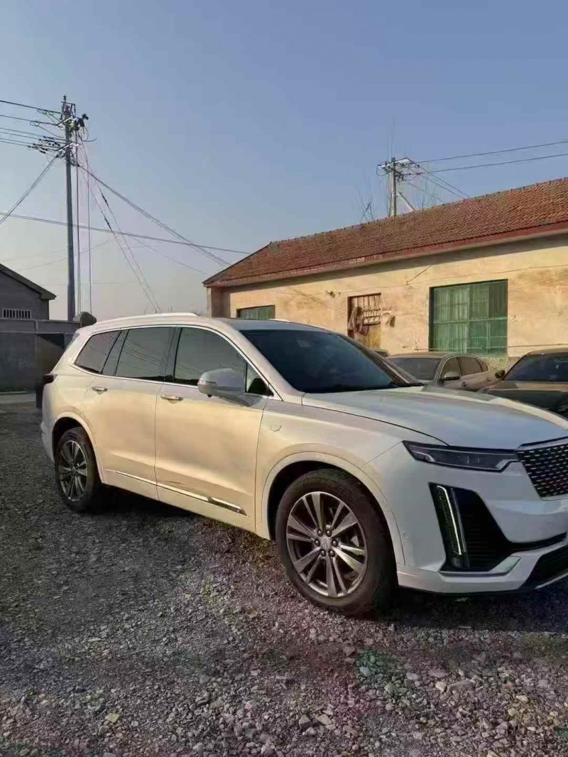 枣庄20年凯迪拉克XT63