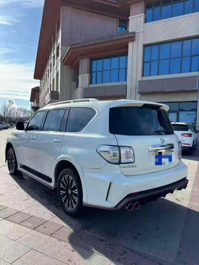 邯郸18年日产途乐6