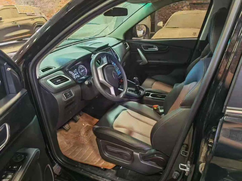 秦皇岛22年SWM斯威汽车X74