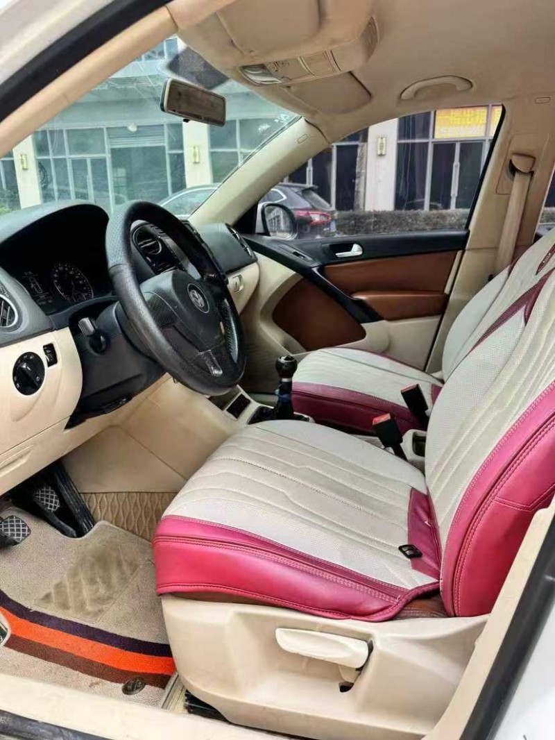 深圳11年大众途观4