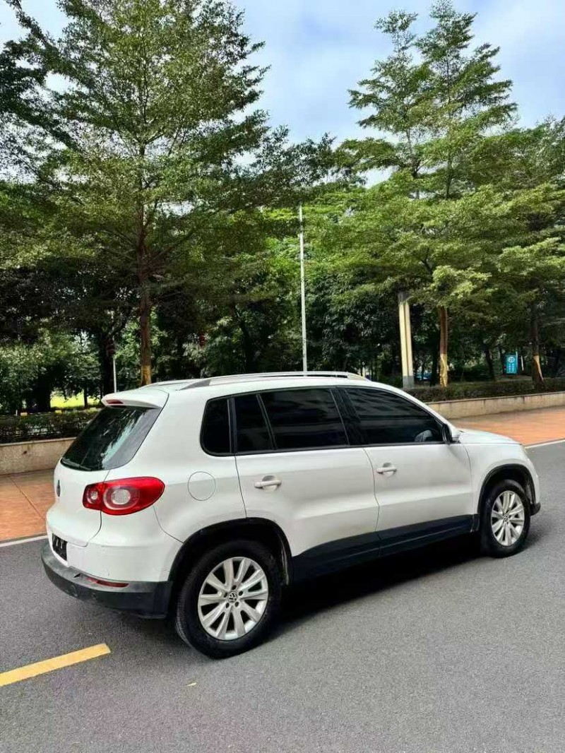 深圳11年大众途观8