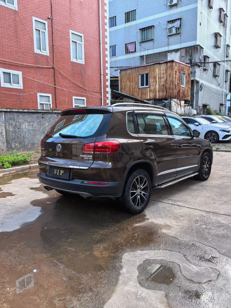 漳州16年大众途观9