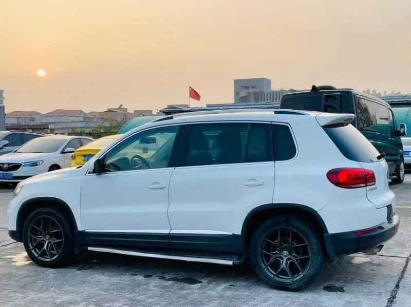 珠海13年大众途观7