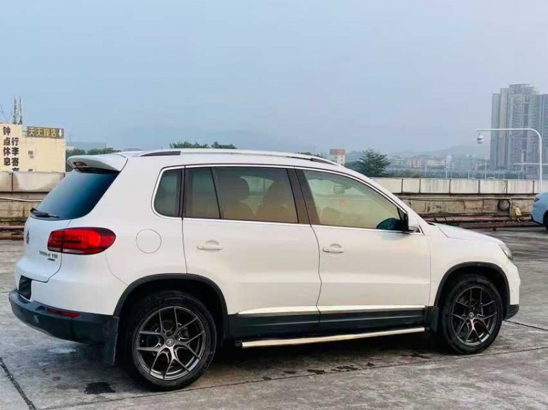 珠海13年大众途观8