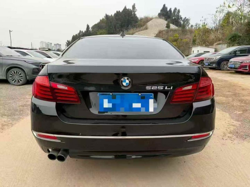 鄂州17年宝马5系8