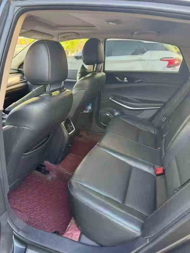 思茅21年长安汽车睿骋6