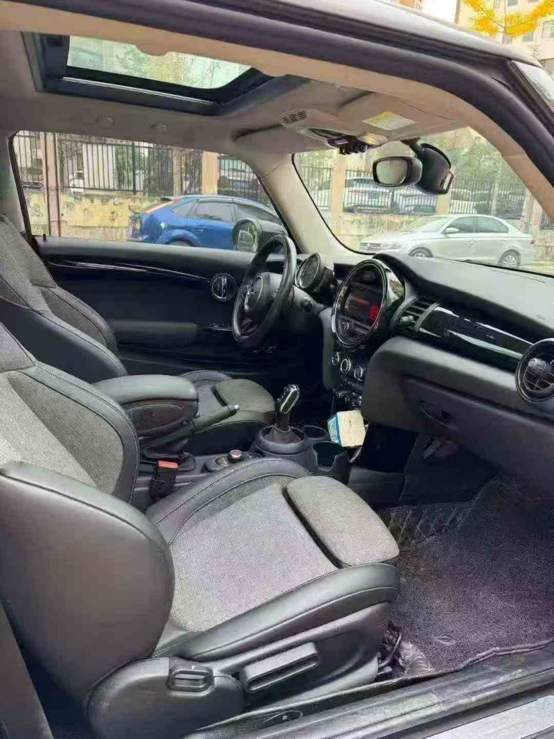 昭通20年宝马迷你6