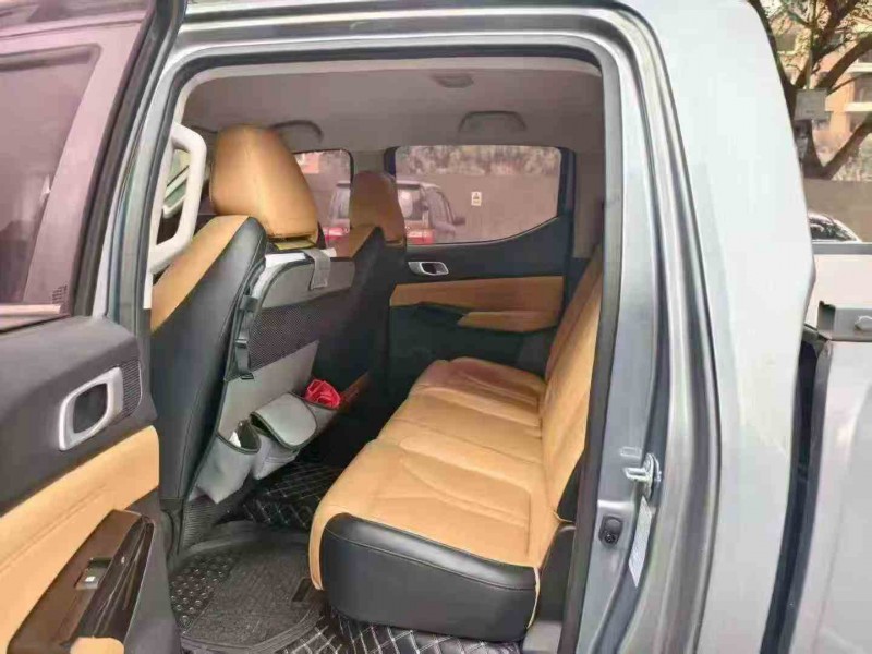 德阳23年长安汽车览拓者5