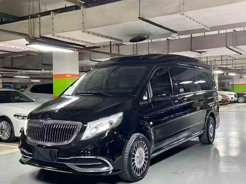 成都20年奔驰威霆3