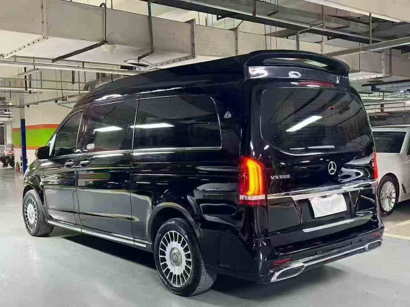 成都20年奔驰威霆7