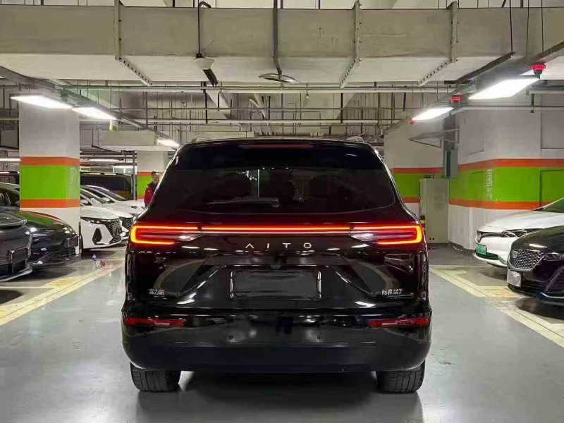 泸州24年华为智选问界9