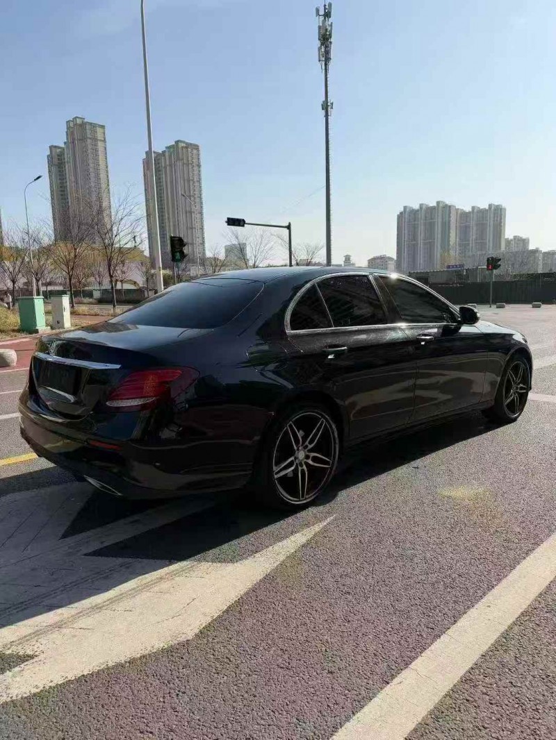 东营17年奔驰E7