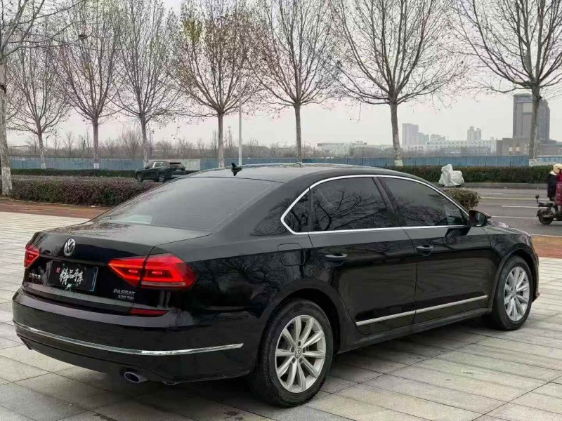 青岛18年大众帕萨特6