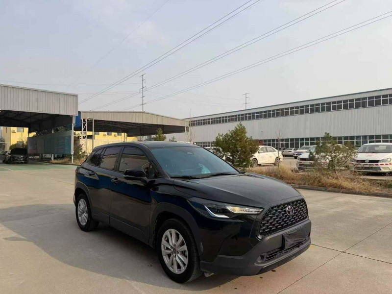 安阳23年丰田锐放2