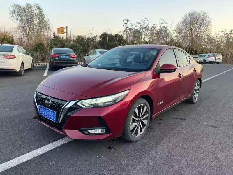 新乡22年日产轩逸2