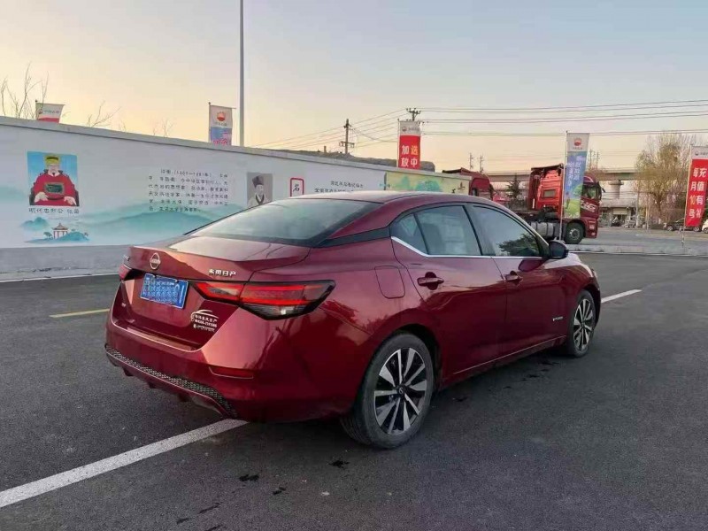 新乡22年日产轩逸8