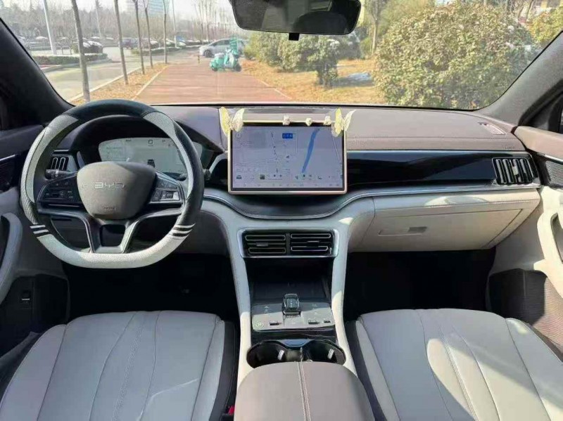 烟台25年比亚迪宋6