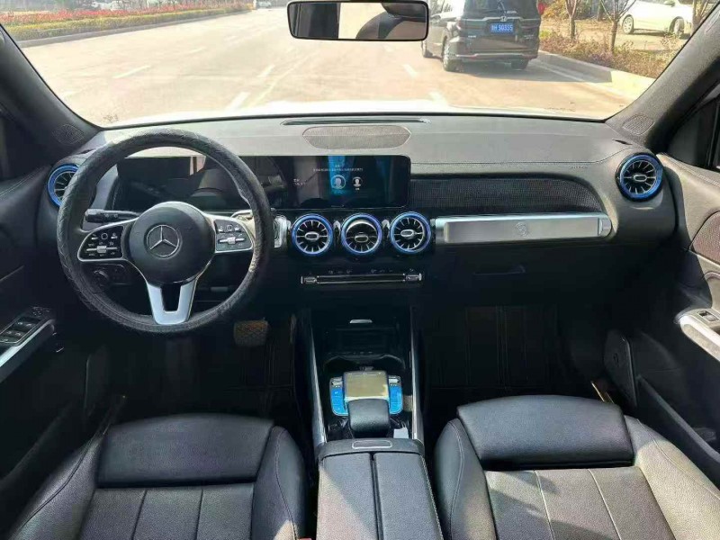 威海21年奔驰GLB9