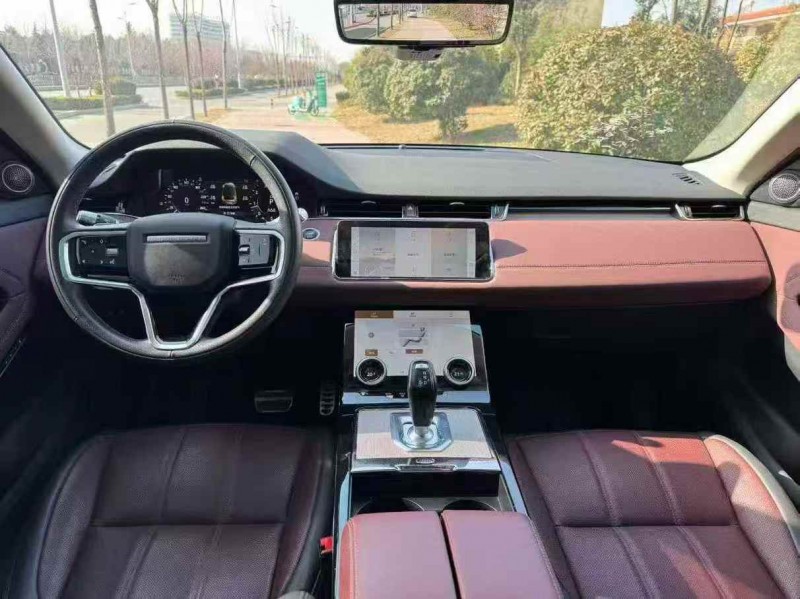 枣庄23年路虎极光5