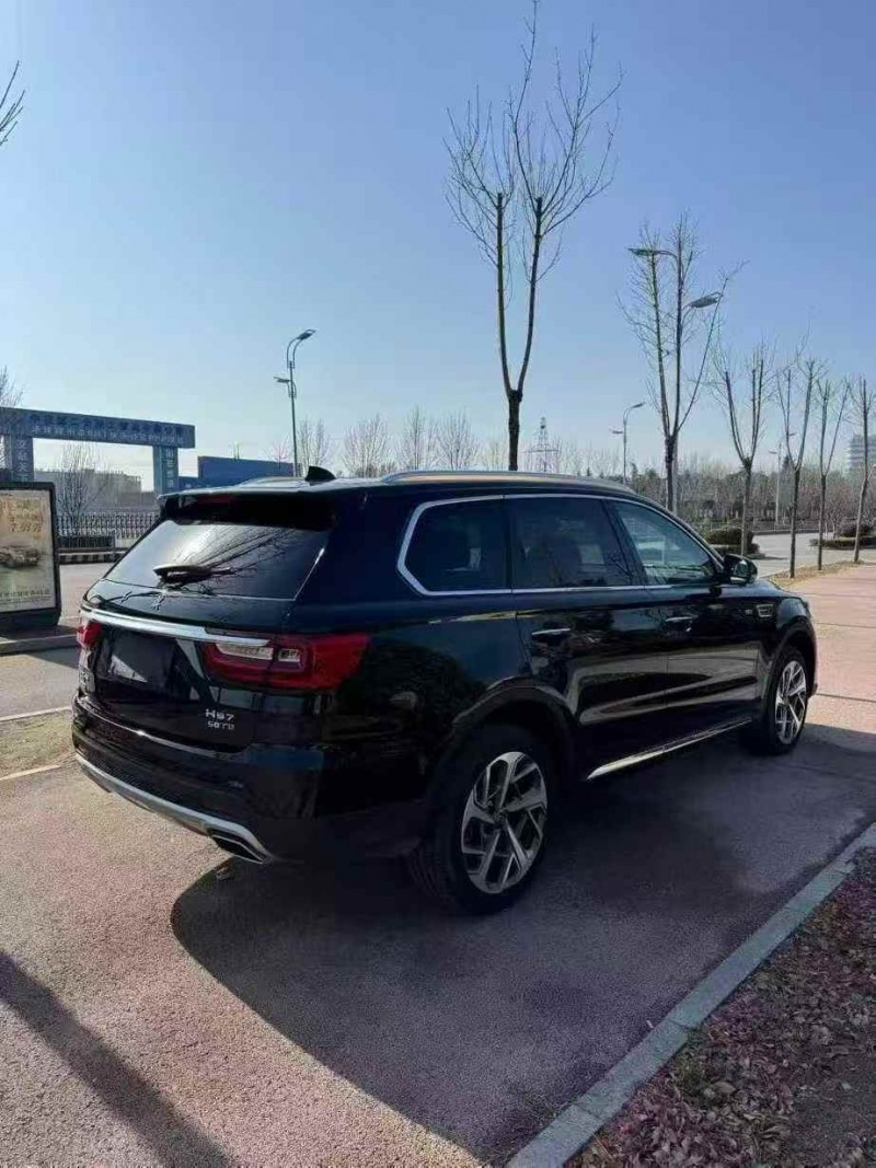 泰安25年红旗HS55