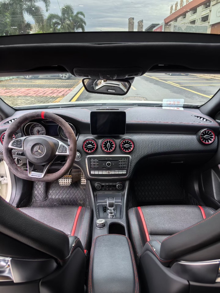 漳州18年奔驰AMG4