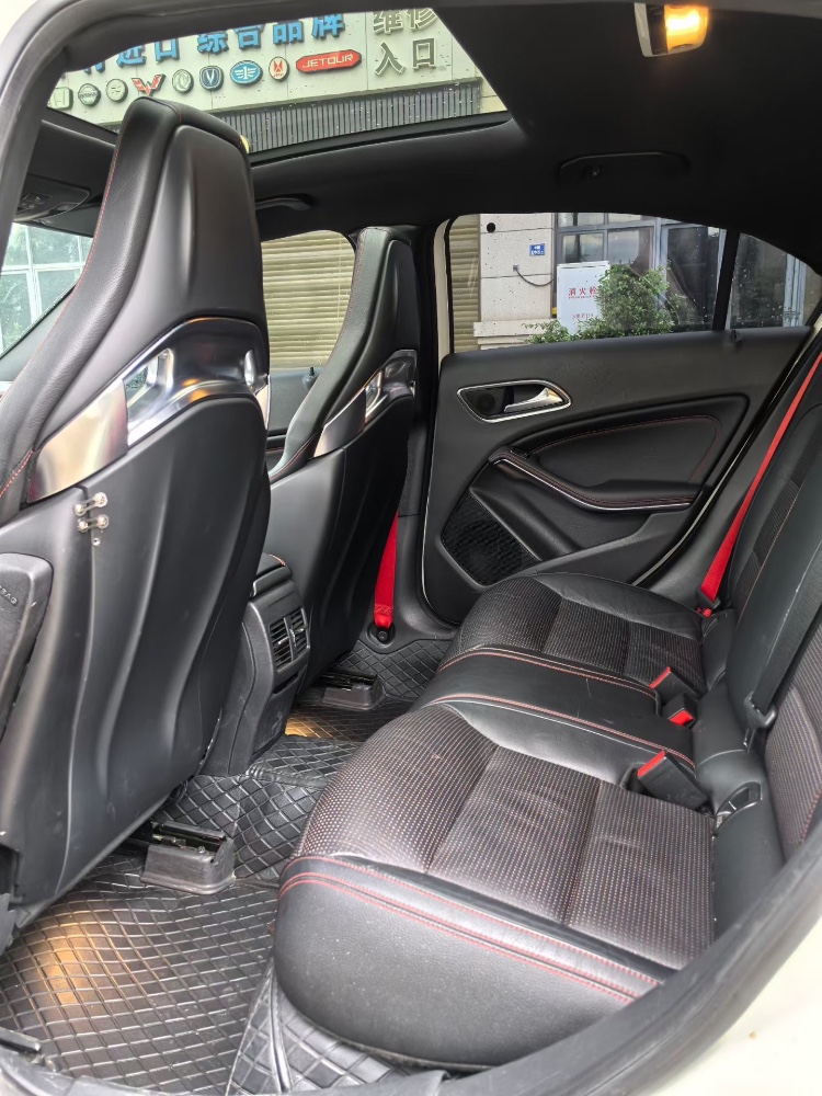 漳州18年奔驰AMG5