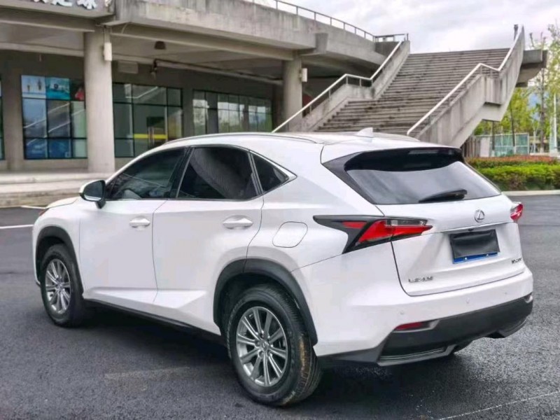 宁波16年雷克萨斯NX5