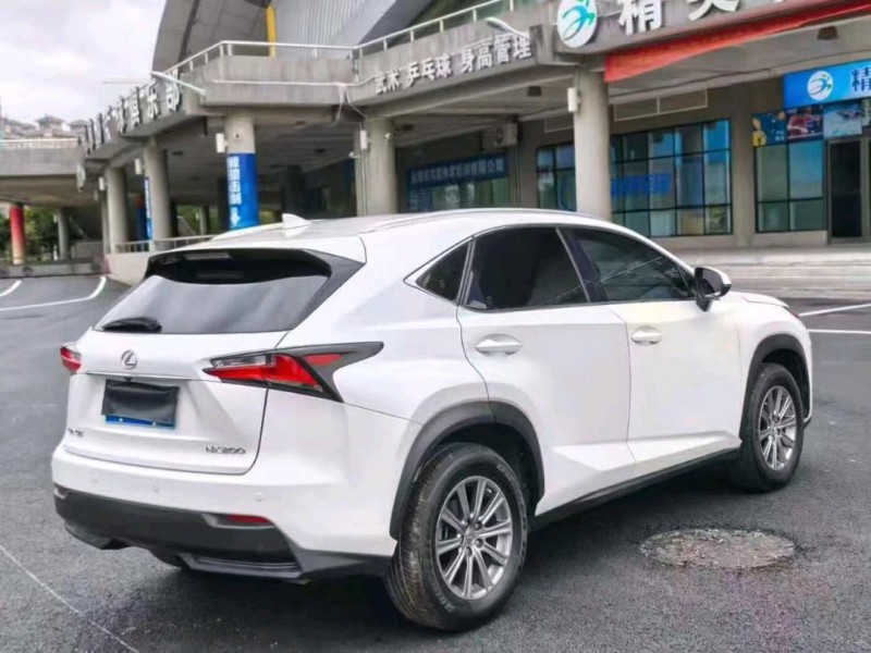 宁波16年雷克萨斯NX6