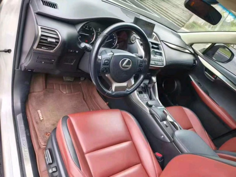 宁波16年雷克萨斯NX7