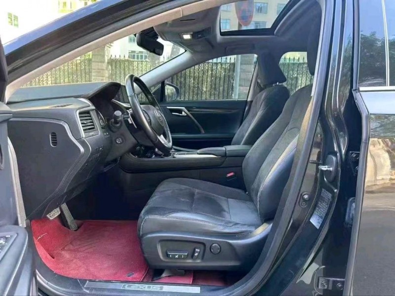 广州22年雷克萨斯RX4