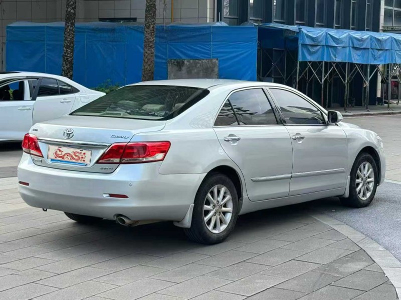 佛山11年丰田凯美瑞8