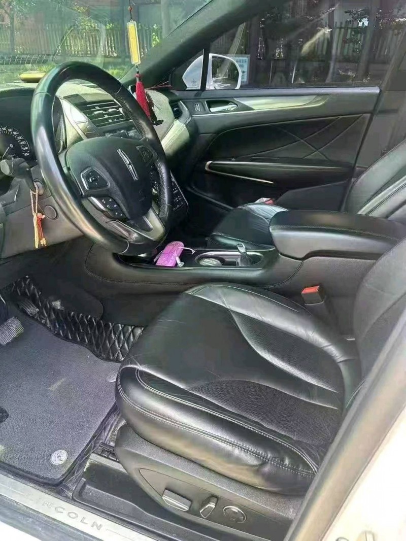 潍坊18年林肯MKC6