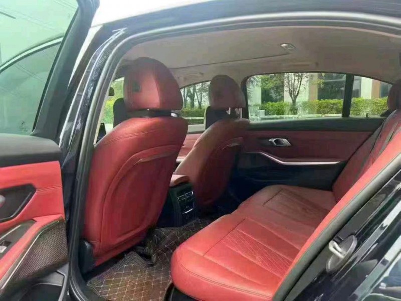 广州23年宝马3系7